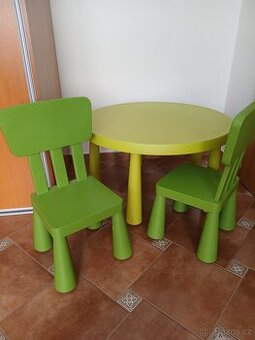 Stolek a židle mammut