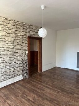 Pronájem 1+1, Trutnov – Pampelišková, balkon, 45 m²