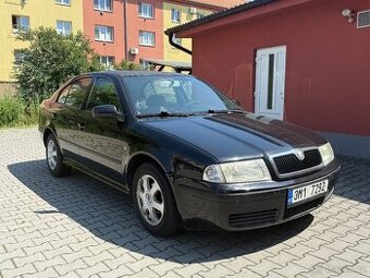 Škoda Octavia 1.6i 75kW 2003 Facelift 2x Klíč - 1