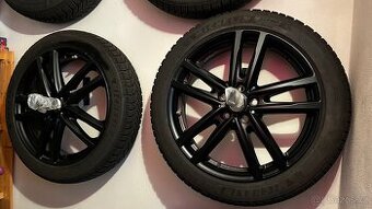 Kola R19 a zimní pneu s tpms ventilky BMW po i3