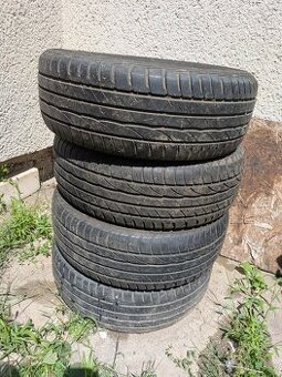 Letní pneu barum 205/60 R15