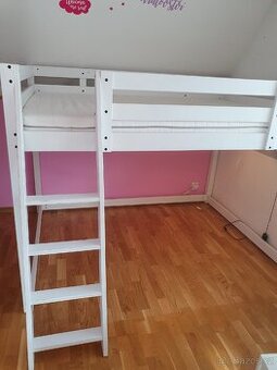 Postel IKEA 140×200cm