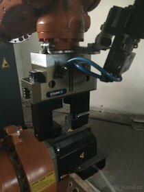 Robot KUKA KR6 a KR16 plus KRC2 2 ks, cena za kus