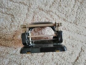 Staré kancelářské a rýsovací potřeby