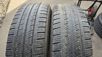 Celoroční pneu 215/75/16c Pirelli