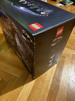 Lego 76252 Batcave Shadowbox (volitelně osvětlení)