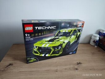 LEGO 42138 Ford Mustang Shelby GT500
