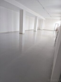 Pronájem skladu 129 m² ve Strakonicích, Radošovicích