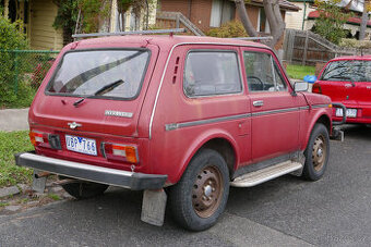 Lada Niva 1600 Dveře