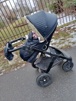 Sportovní kočárek Stokke Trailz s příslušenstvím