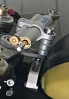 Tlumic rizeni Ohlins na Yamaha R1 02-03 Rn09