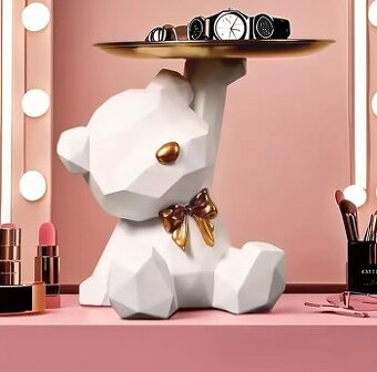 Bílý medvídek z pryskyřice s mašlí a tácem