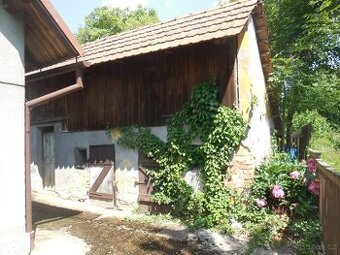 Cihly pálené ze stavby za odvoz.