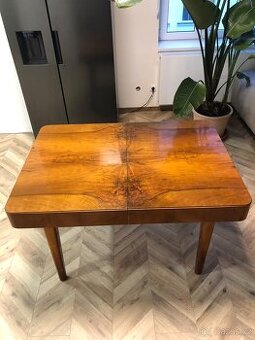 Starožitný rozkládací jídelní stůl – Jindřich Halabala