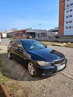 BMW e91 330i