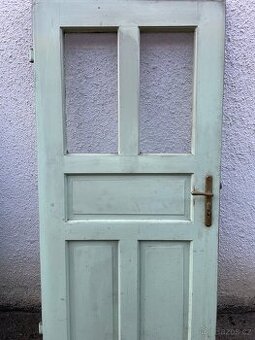 Prodam staré interiérové dveře s mosaznou klikou