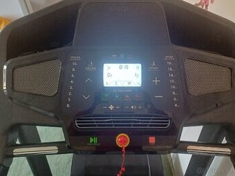 Bezecky pas Domyos T900