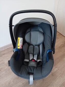 BRITAX Autosedačka Baby-Safe 2 i-Size