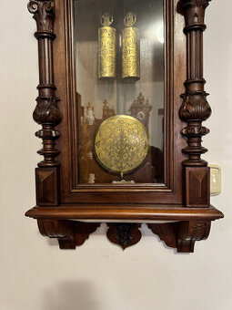 Nástěnné pendlové dvou-závažové hodiny Gustav Becker  Více z