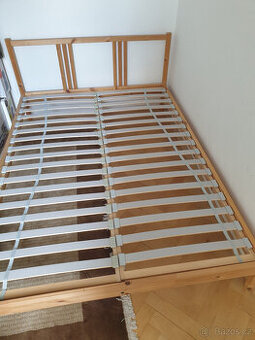 Postel 140cm IKEA, dva rošty a matrace