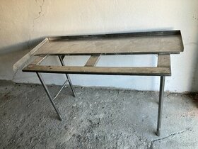 Nerezový stůl - 161 x 68 x 98 cm