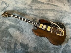 Elektrická kytara Gibson SG Custom Bigsby z roku 1975 - 1