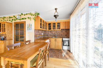 Prodej, rodinný dům, v Blovicích 889 m²
