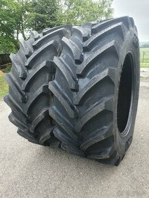 Pneu BKT 650 / 65 R42 - 1