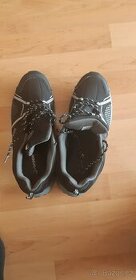 Prodám velikost 43 softshell botasky