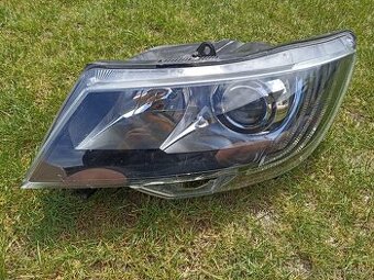 Světlo Levé přední Led Škoda Superb 2015