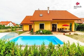 Prodej rodinného domu 198 m2 Na Sádkách, Telč - 1