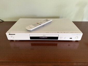 Pioneer BDP-X300, Blu-ray / DVD, univerzální přehrávač