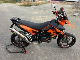 KTM 690 SM, Supermoto