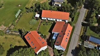 Prodej areálu se 3 nemovitostmi, Luka pod Medníkem
