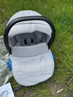Nová autosedačka carlo karwala kite 0-13kg