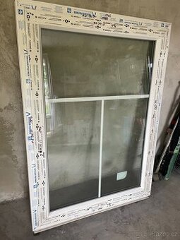 Prodám plastové okno 108x149 jednokřídlé 2x