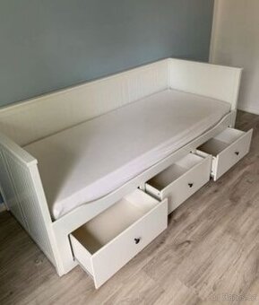 HEMNES POSTEL S 1 KVALITNÍ MATRACÍ