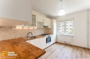 Kompletně zrekonstruovaný byt 2+1 s možností úpravy na 3+kk - 1