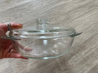 Kulatý pekáč Simax 1,5 l