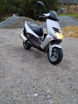 Aprilia Leonardo 125
