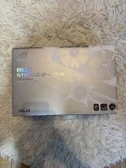 ASUS ROG STRIX LC 240 RGB White Edition