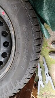 Nové pneu zimní Kia Rio