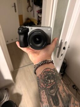 Sony FX30 + Sony PZ 10-20mm F4 G