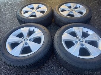 Škoda Octavia IV -ZÁNOVNÍ zimní orig.Alu sada-205/60R16