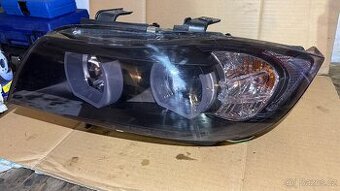 BMW E90/E91 3D LED xenonová světla – TOP stav, komplet (bez