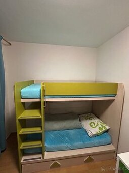 Prodej dvoupatrové postele