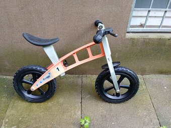 first bike, nové rukověti ridítek, vše funčkní