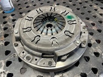 Spojka Nissan Patrol y61 2.8