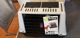 Nová psí přepravka do auta - Ferplast  ATLAS CAR 80 PC/2490K