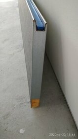 Sekční vrata-panel